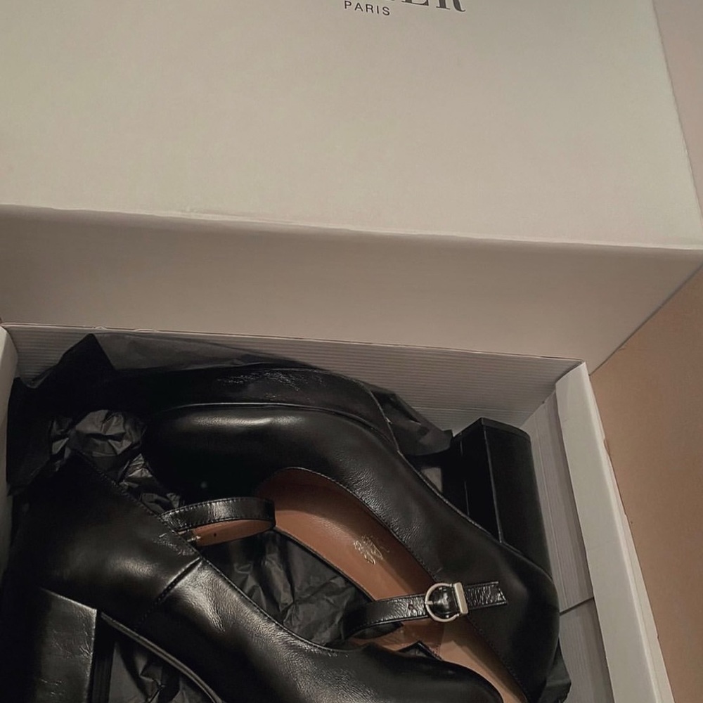 Musier Paris Escarpin Mary Jane Leather Heels